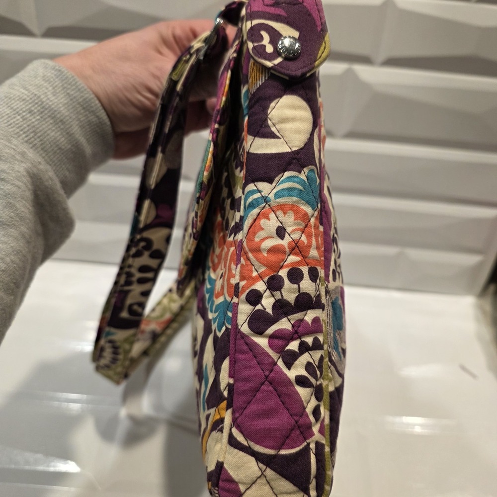 Vera Bradley PLUM CRAZY Hipster Purse Shoulder Crossbody Purple Floral Organizer - Picture 7 of 14